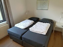 Amazing Bungalow With Garden