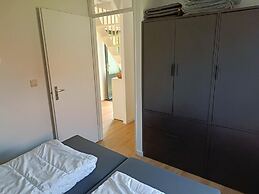 Amazing Bungalow With Garden