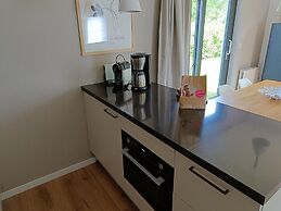 Amazing Bungalow With Garden