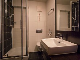 Lovely Apartment With Balcony