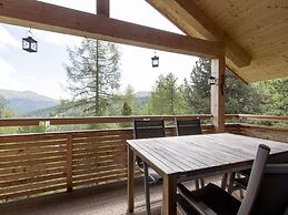 Spacious Chalet With Infrared Sauna