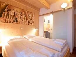 Spacious Chalet With Infrared Sauna