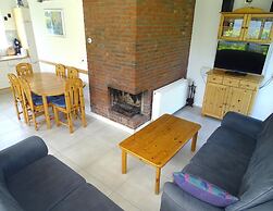 Pleasant Holiday Home With Fenced Garden