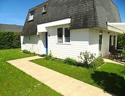 Pleasant Holiday Home With Fenced Garden