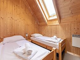 Cosy Apartment With Fireplace