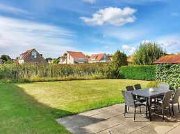 Bungalow With Garden