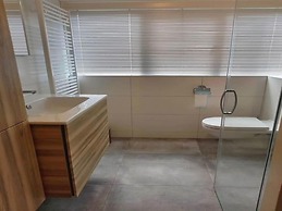 Bungalow With Garden