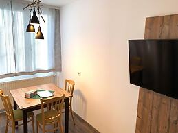 Nice Studio With Balcony