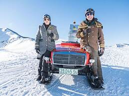 Tasteful Apartment With Balcony