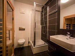 Tasteful Apartment With Balcony