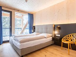 Welcoming Chalet With hot tub