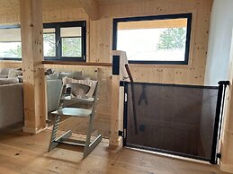 Beautiful Chalet With Balcony