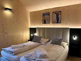 Beautiful Chalet With Balcony