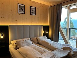 Beautiful Chalet With Balcony