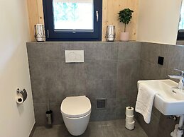 Beautiful Chalet With Balcony