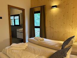 Beautiful Chalet With Balcony