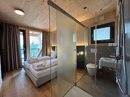 Beautiful Chalet With Balcony