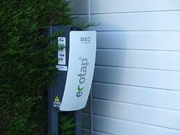 Amazing Holiday Home With Garden