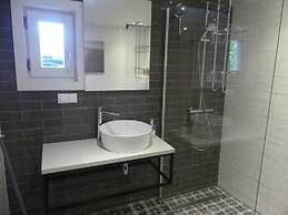 Amazing Holiday Home With Garden