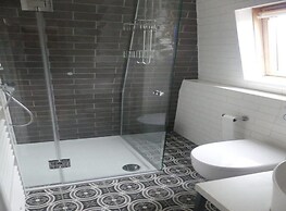 Amazing Holiday Home With Garden