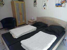 Amazing Holiday Home With Garden