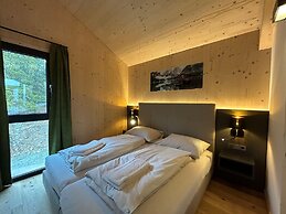 Chalet With Sauna on Balcony