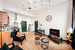 3 Bedroom Apartment-birmingham-sleeps7-citycentre