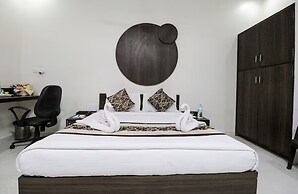 Arristo Resorts & Club