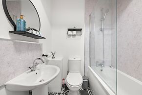 Spacious City Apartment in Birmingham