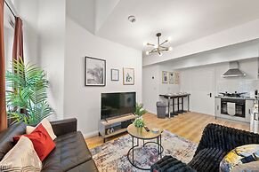 Spacious City Apartment in Birmingham