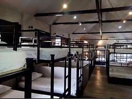 Hide Hostel