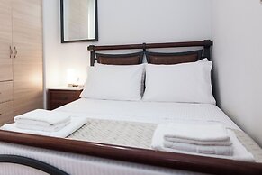 Central 2Bd Apt w Balcony by Monastiraki