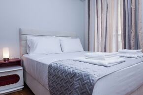 Central 2Bd Apt w Balcony by Monastiraki