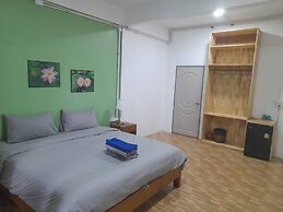 Tom Guest house