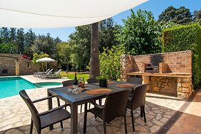 Cal Llenyater in Pollen a