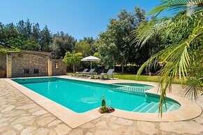 Cal Llenyater in Pollen a