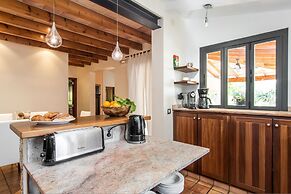 Cal Llenyater in Pollen a