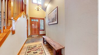 Timbers #27 4 Bedroom Townhouse by RedAwning