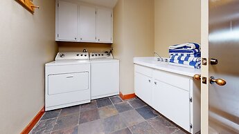 Timbers #27 4 Bedroom Townhouse by RedAwning