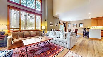 Timbers #27 4 Bedroom Townhouse by RedAwning