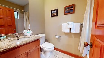 Timbers #27 4 Bedroom Townhouse by RedAwning