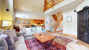 Timbers #27 4 Bedroom Townhouse by RedAwning