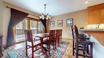 Timbers #27 4 Bedroom Townhouse by RedAwning