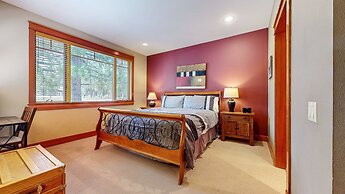 Timbers #27 4 Bedroom Townhouse by RedAwning