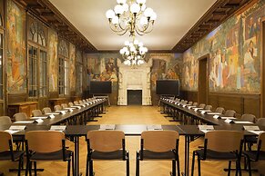 Le Grand Hôtel Dieu by SOWELL COLLECTION