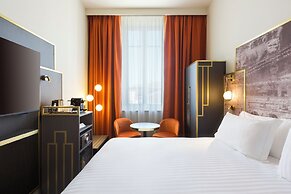 Le Grand Hôtel Dieu by SOWELL COLLECTION