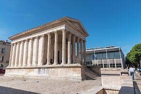 Le Grand Hôtel Dieu by SOWELL COLLECTION