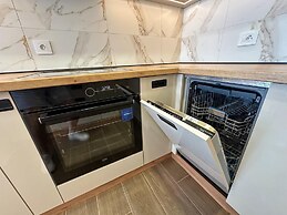 I&I 3 Bedrooms Apartment