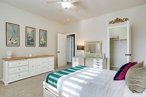 Family-friendly Retreat w/ Pool - Near Westgate!