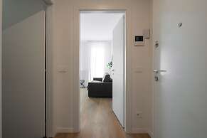 Carducci Modern Apartment 7 by Wonderful Italy